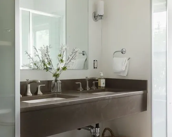 51 Lowell St — Photo 13