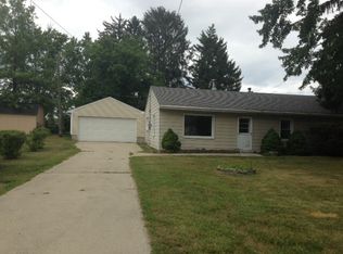 1320 North St, Bowling Green, OH 43402