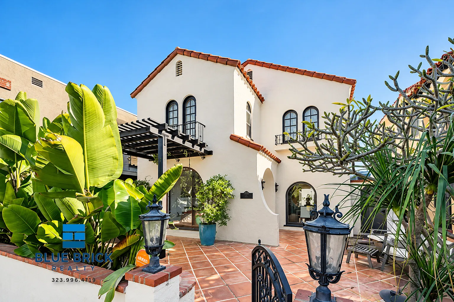 2 Weeks Free! Coastal Long Beach Studio with Dishwasher & On-Site Laundry! — Photo 3