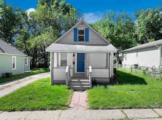 2724 College Ave, Des Moines, IA 50311