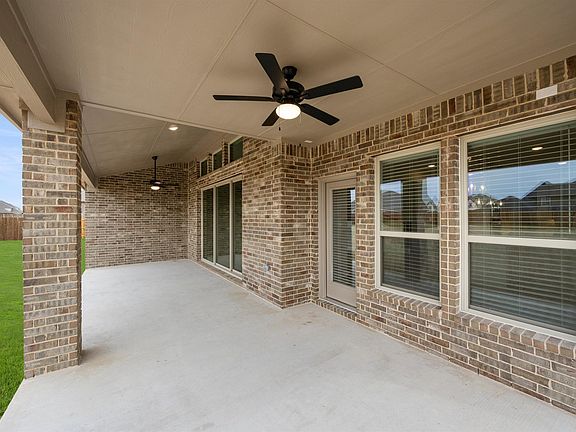 3rd image of 341 Penrose Dr