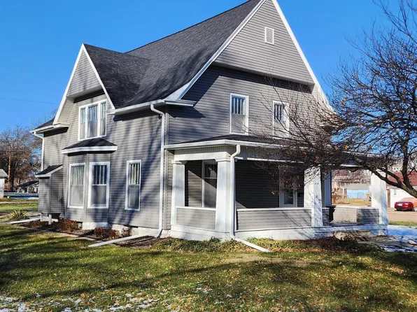 823 N 12th St, Beatrice, NE 68310