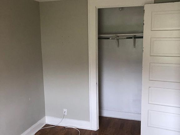 4th image of 2123 N College Ave APT 7