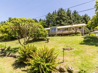 3707 NE Surf Dr, Lincoln City, OR 97367