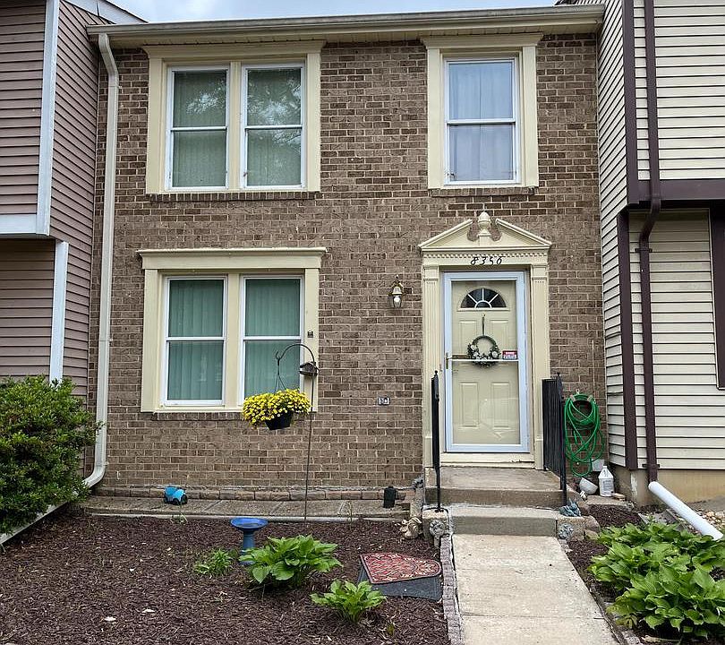 1st image of 8356 Claremont Woods Dr