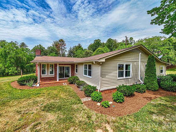 3rd image of 15 Bowman Ridge Rd #1