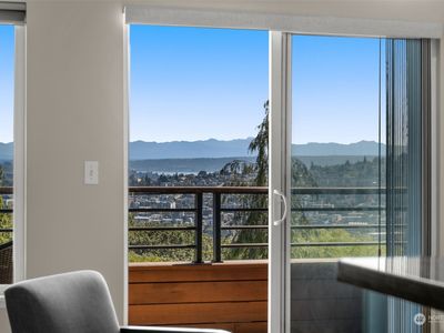 1717 5th Avenue N #402, Seattle, WA, 98109