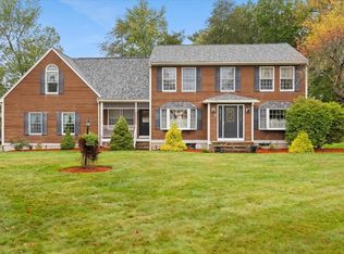 104 Leonard Farm Rd, Abington, MA 02351