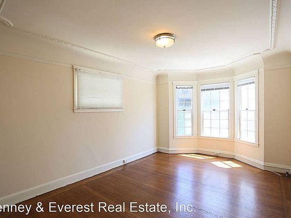 2nd image of 2700 Polk St APT 12