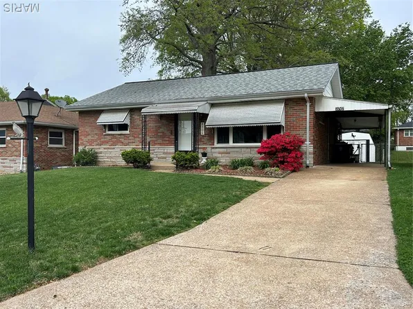8306 Maylor Dr, Saint Louis, MO 63123
