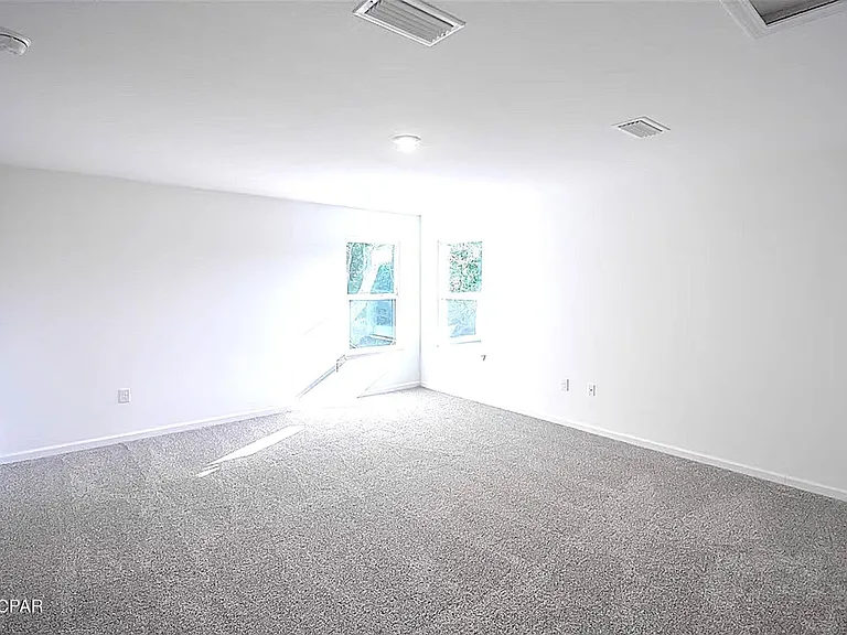 30 Sandywoods Ct — Photo 14