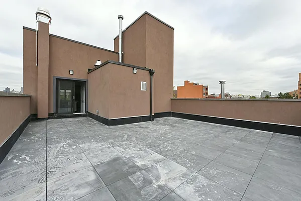 Sold by Alexiou Realty | media 19