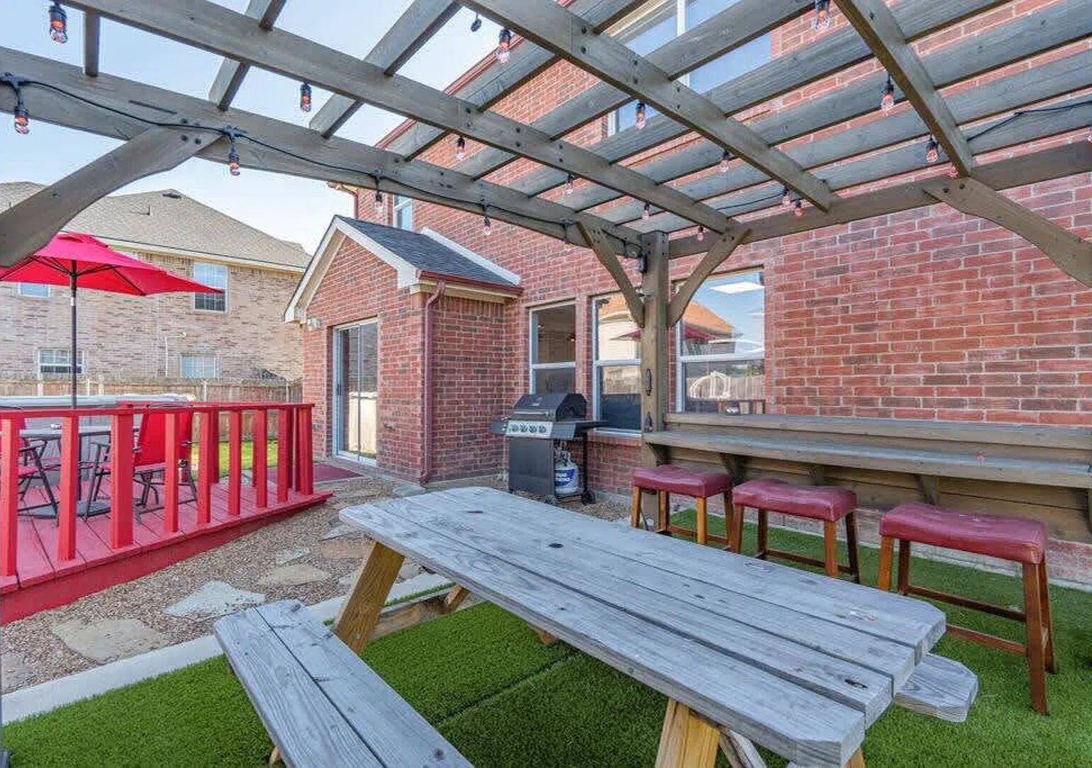 Grand Prairie 5BR | Pool, Game Room & Grill — Photo 3