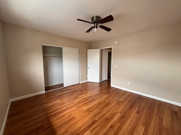 14601 W Vanowen St #15 — Photo 5
