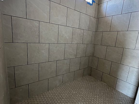 4th image of 143 N 1275 W #113