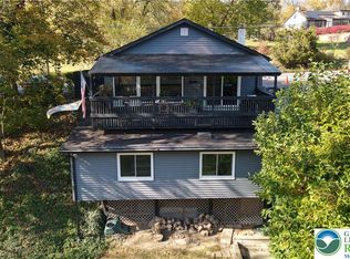 2425 N Delaware Dr, Easton, PA 18040