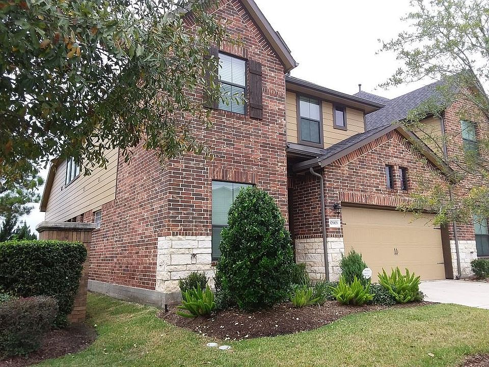 1st image of 17903 Arapaho Hill Ln