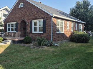 130 E Alta Vista Ave, Ottumwa, IA 52501