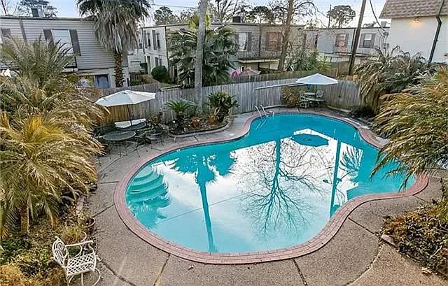222 London Ave #110 — Photo 2