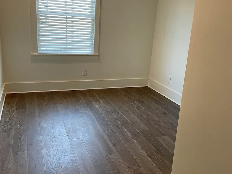 460 Heatherden Ave — Photo 14