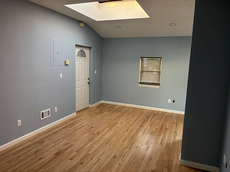 2623 E 21st St #1-2RR — Photo 10