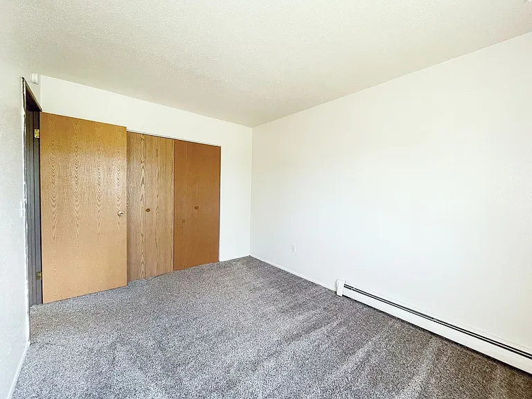 2105 5th St NW — Photo 9