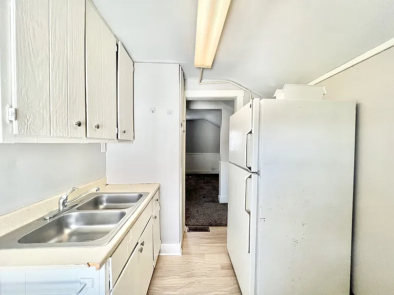 327 Center Ave #2 — Photo 2