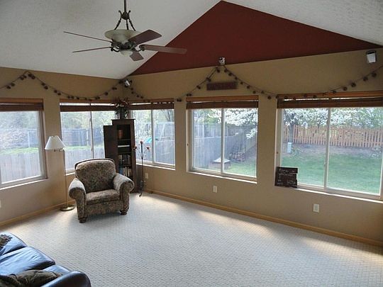 5th image of 5091 Langcroft Dr