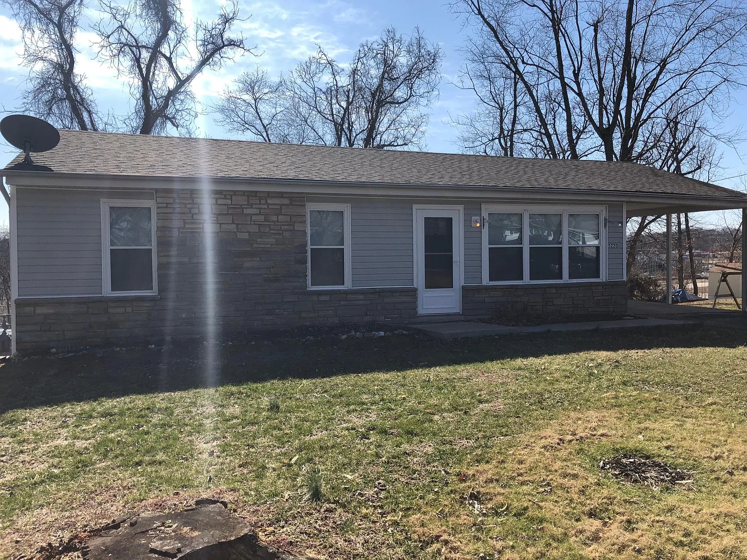 5220 Brinridge Dr photo 1