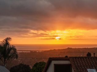 2515 Luciernaga St, Carlsbad, CA 92009