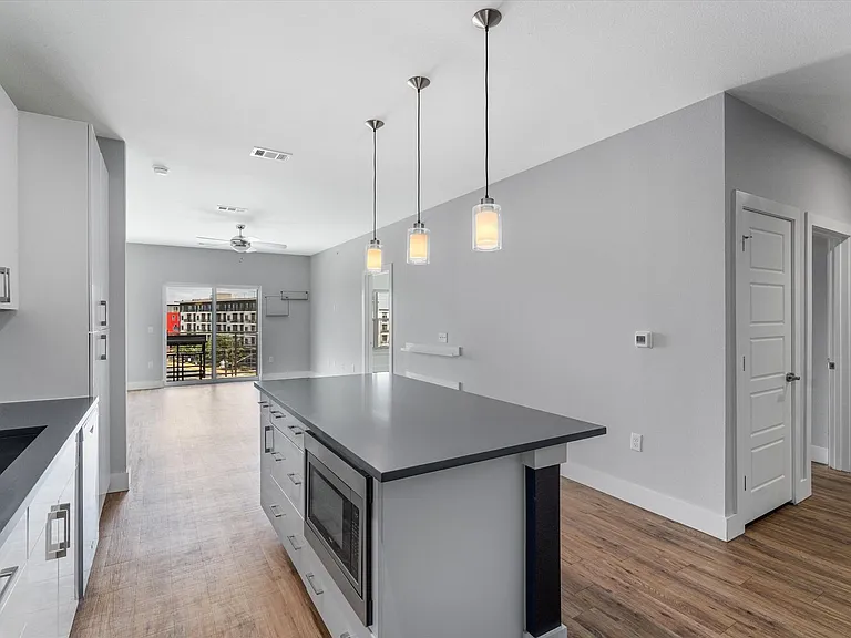 6444 Burnet Rd #501 — Photo 13