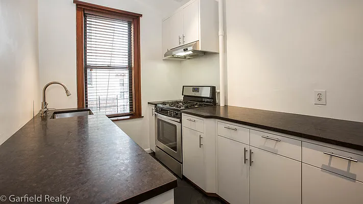 Sold by Garfield Realty  | media 20