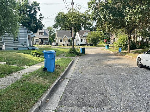 4th image of 917 Nipp Ave