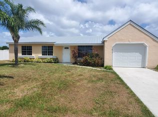 1872 SE Wexford Ct, Pt Saint Lucie, FL 34953