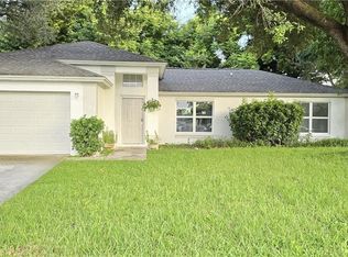 687 Grove DR, NAPLES, FL 34120