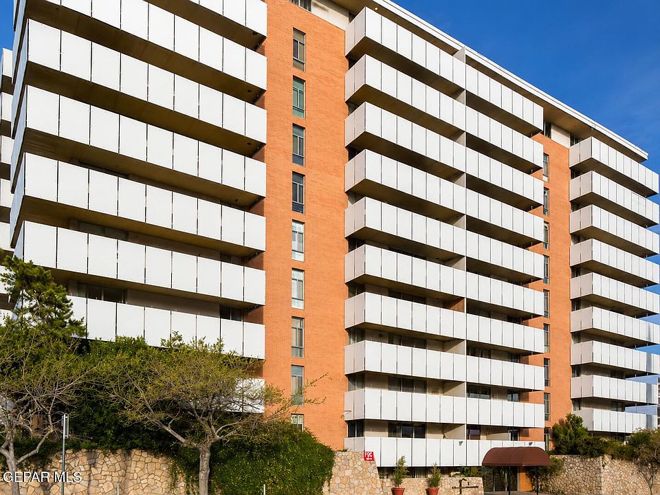 1st image of 1800 N Stanton St APT 901