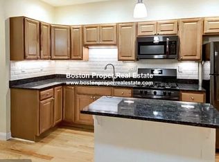 24 Phillips St #6T, Boston, MA 02114