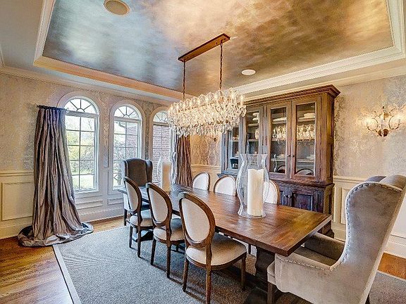 5th image of 6687 Heritage Woods Dr