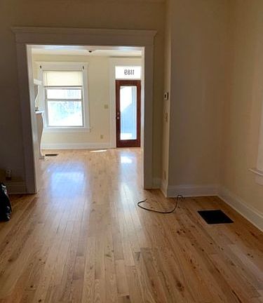 4th image of 1189 Oregon Ave