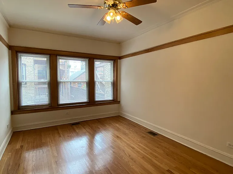 1535 West Addison — Photo 72