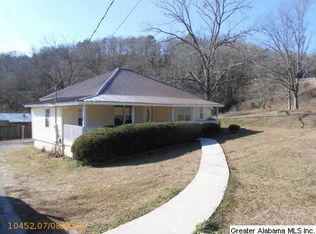 701 5th St N, Oneonta, AL 35121