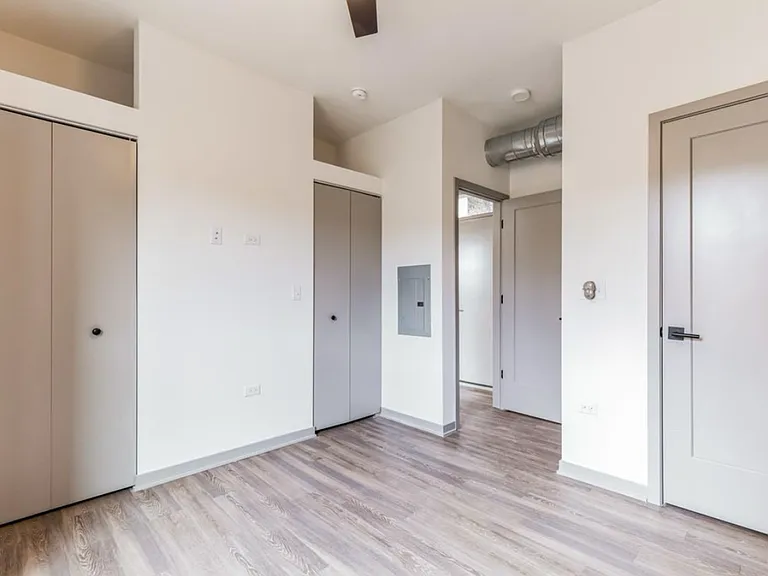 1645 N Wells St #4C — Photo 6