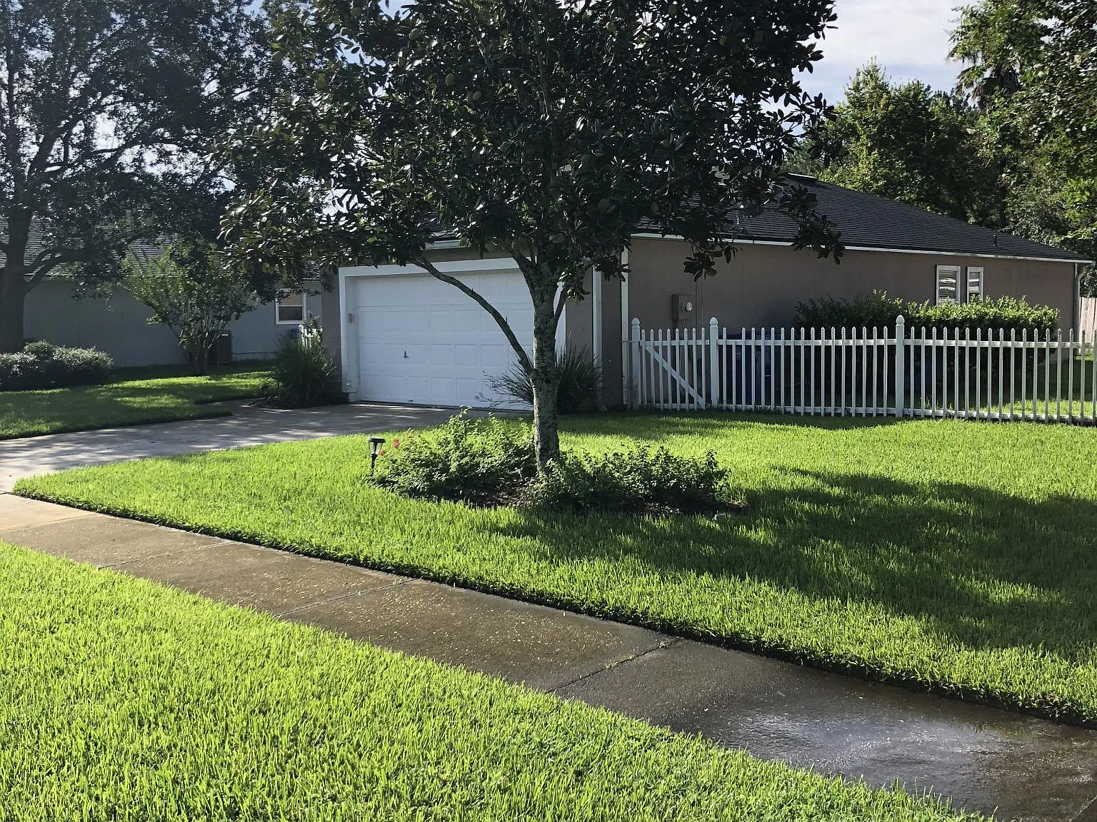 3 bed, 1500 sqft, $2,200 — Photo 3