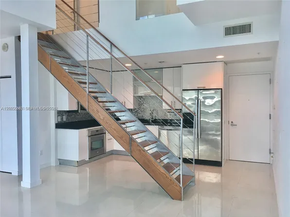 60 SW 13th St, Miami, FL
