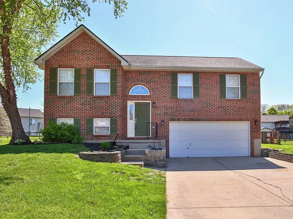 3063 Cattail Cove Ln, Burlington, KY 41005