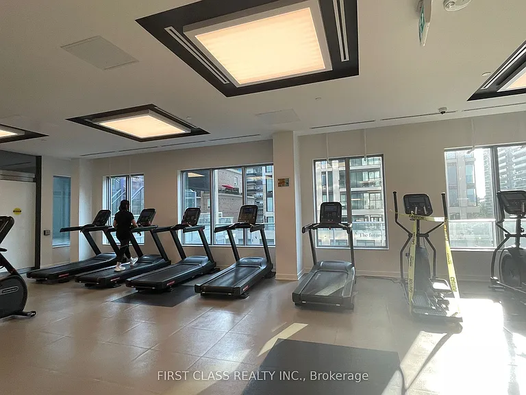99 Broadway Ave #810 — Photo 15