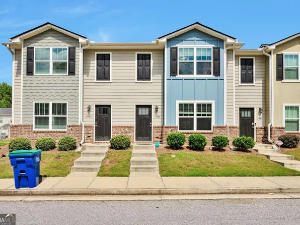 4433 Pinscher St, Union City, GA 30291