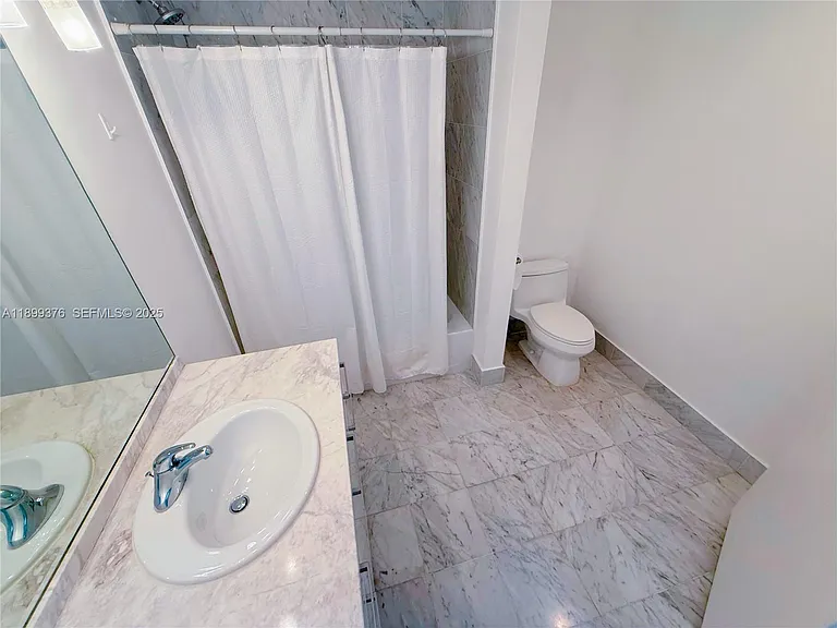 253 NE 2nd St #226 — Photo 6