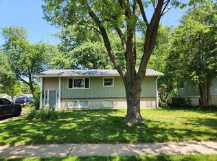 221 Prairie View St #B, Oregon, WI 53575