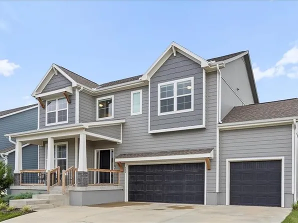 500 SW Brummel Rd, Lees Summit, MO 64081